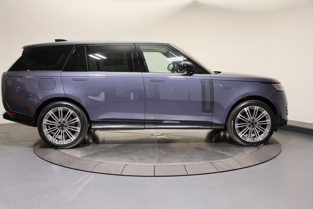 2026 Land Rover Range Rover SE - Photo 6