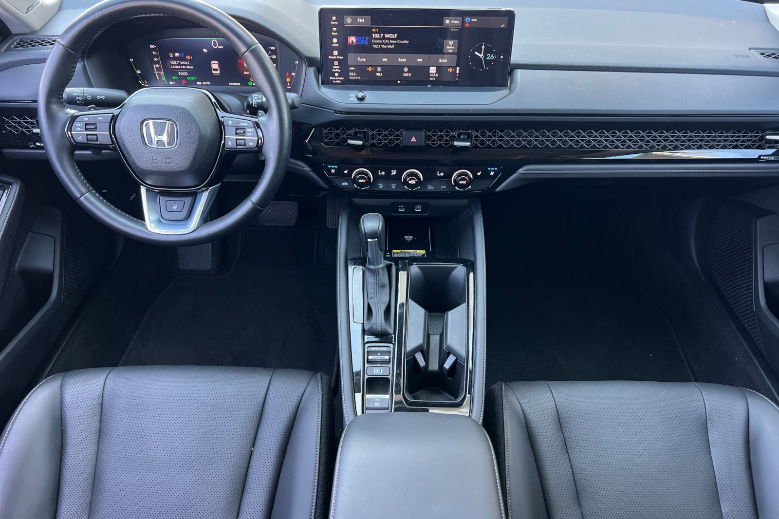Used 2025 Urban Gray Pearl Honda Touring image 13