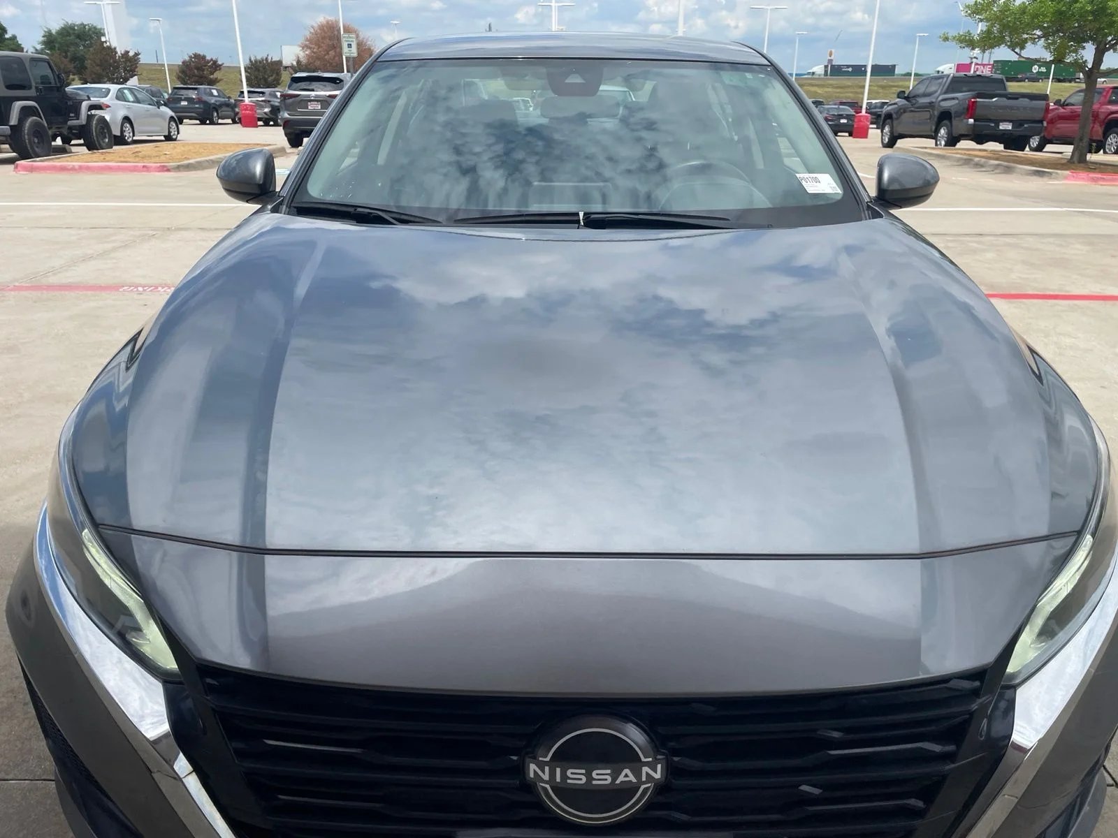Used 2023 Gray Nissan 2.5 SV image 2