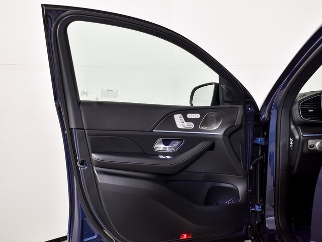 New 2026 Twilight Blue Metallic Mercedes-Benz GLE 53 AMG® image 66