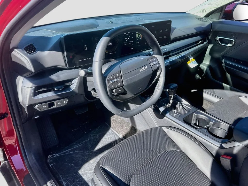 New 2026 Currant Red Kia EX image 9