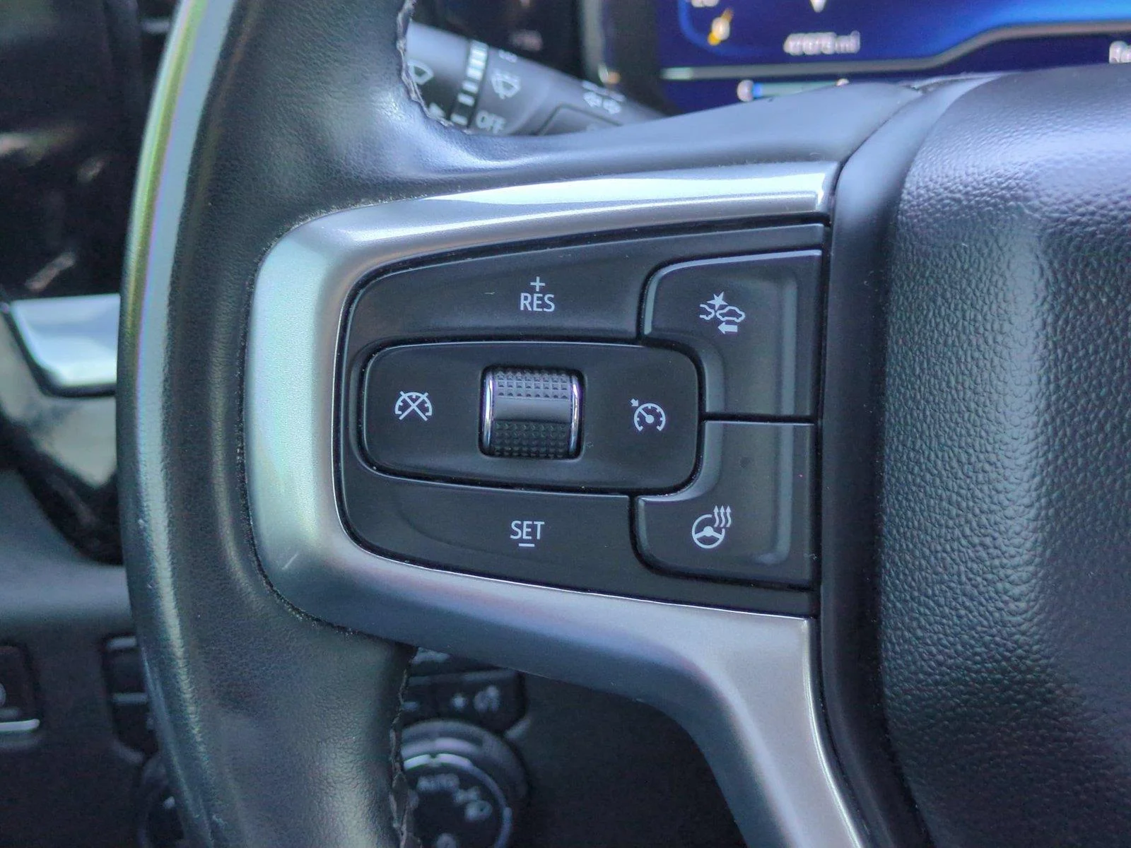 Used 2023 Summit White Chevrolet LT image 19