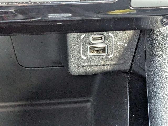 Used 2025 Bright White Clearcoat Jeep Trailhawk image 23