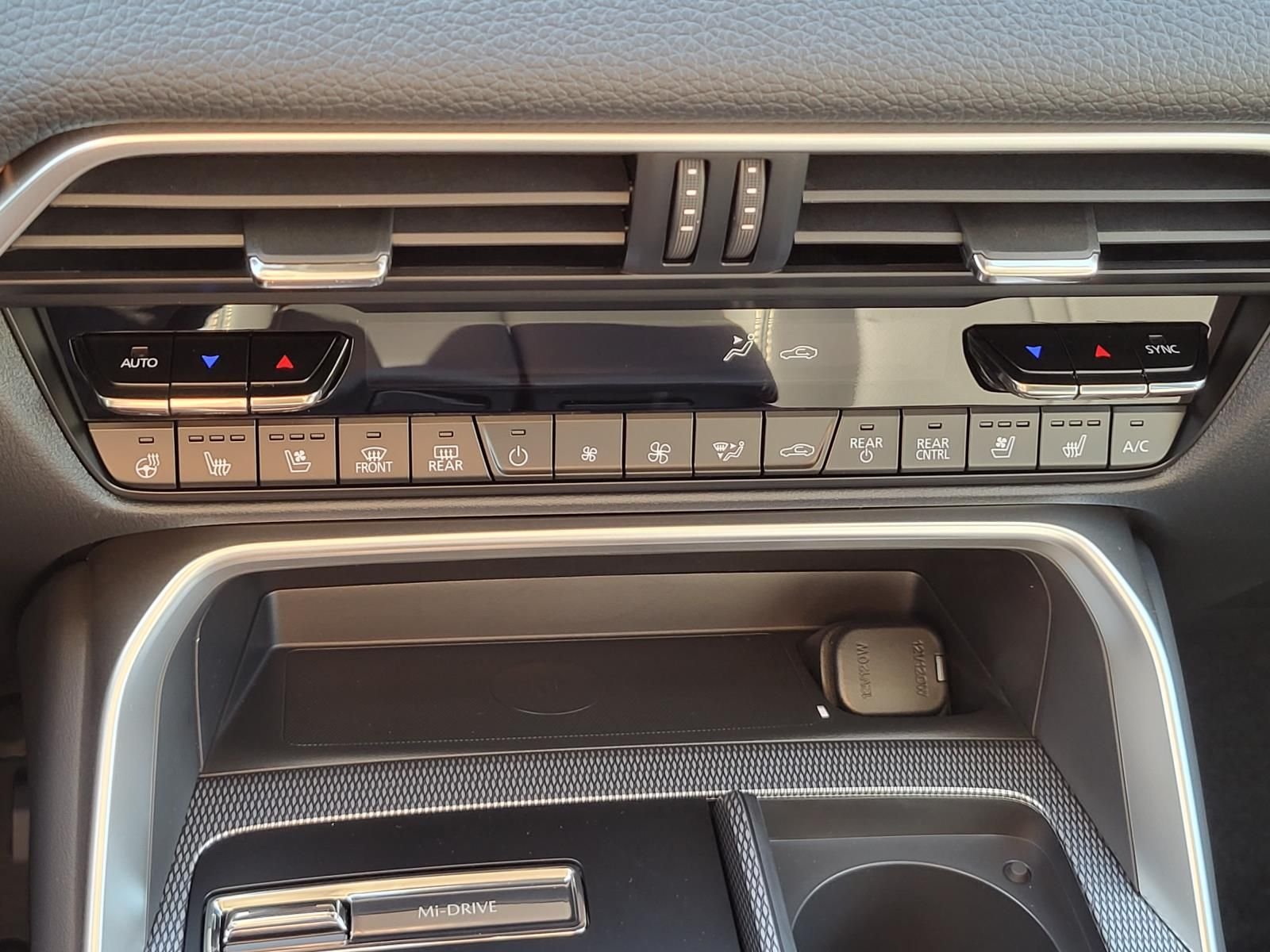 2026 Mazda CX-90 Premium Package - Photo 22
