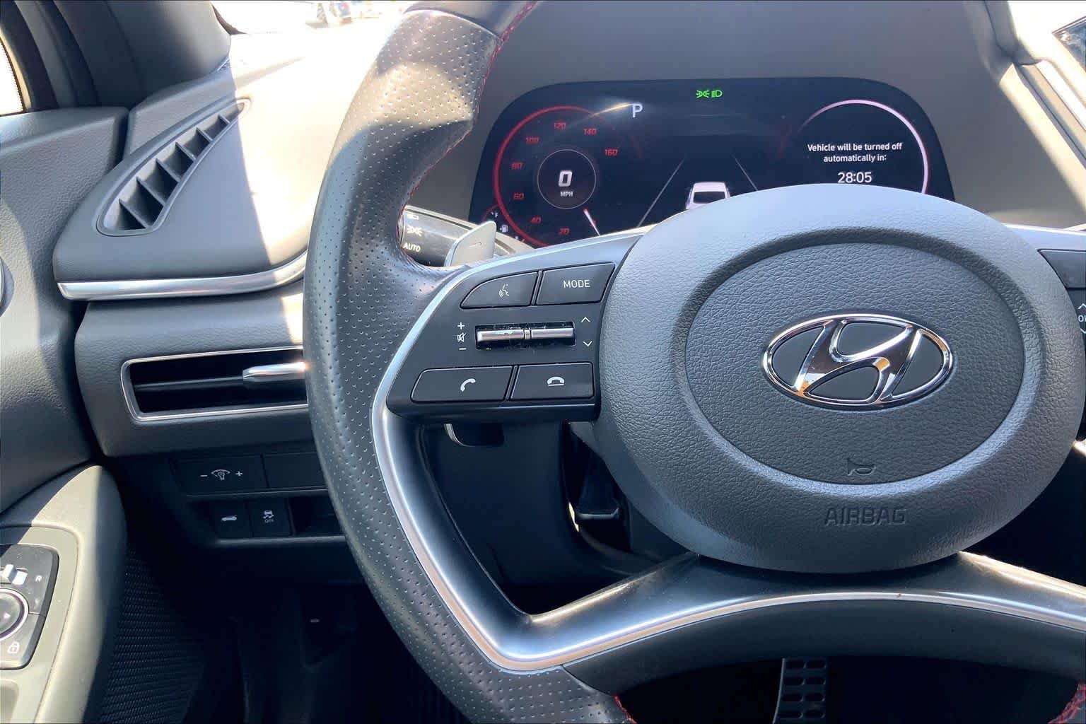 Used 2020 Shimmering Silver Pearl Hyundai SEL Plus image 23