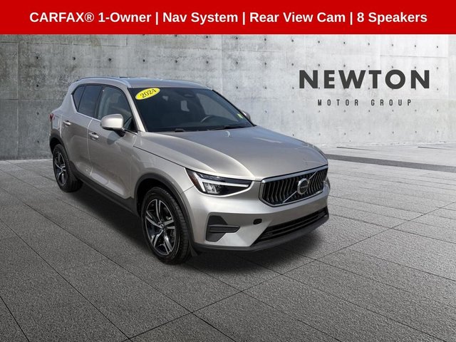 Pre-Owned 2024 Volvo XC40 B5 Core AWD 4D Sport Utility