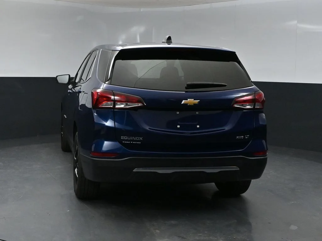 Used 2022 Blue Chevrolet LT image 5