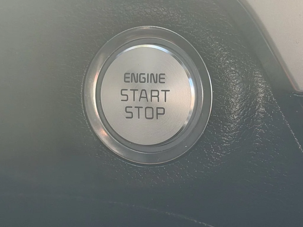 Used 2025 Wolf Gray Kia EX X-Pro image 29
