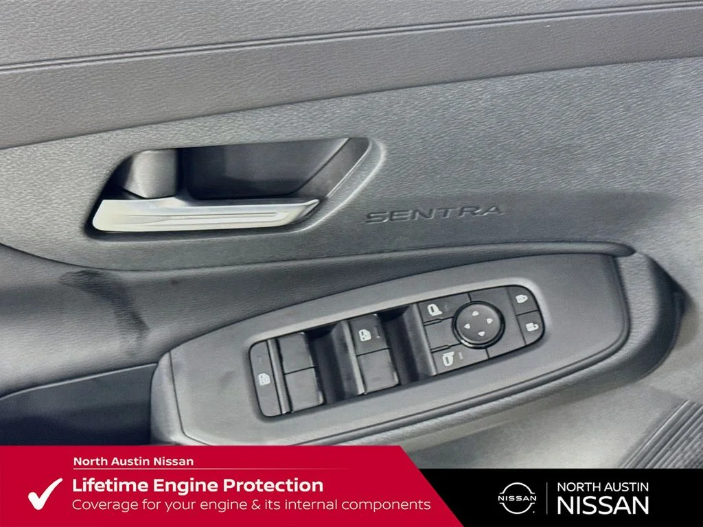 New 2027 Gray Nissan S image 21