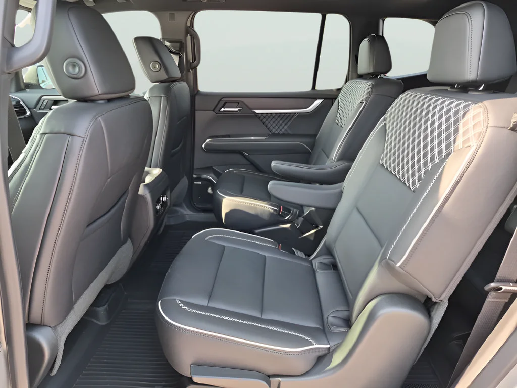 2026 GMC Acadia Denali - Photo 35