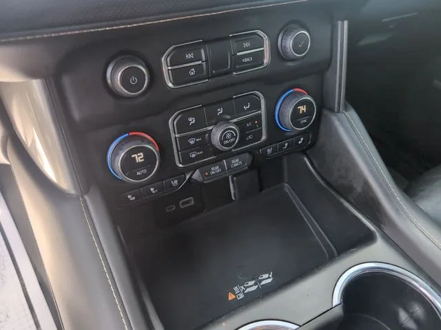 Used 2023 White Chevrolet Premier image 29