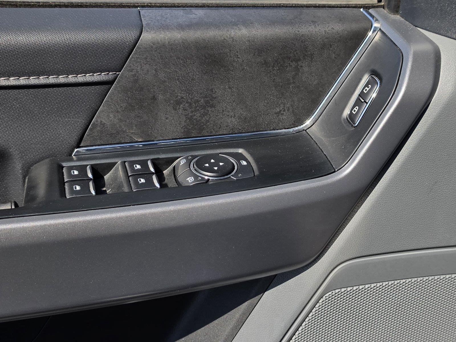 Used 2025  Ford XLT image 20