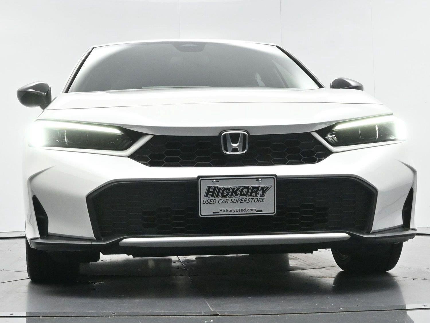 Used 2025 Platinum White Pearl Honda Sport image 42