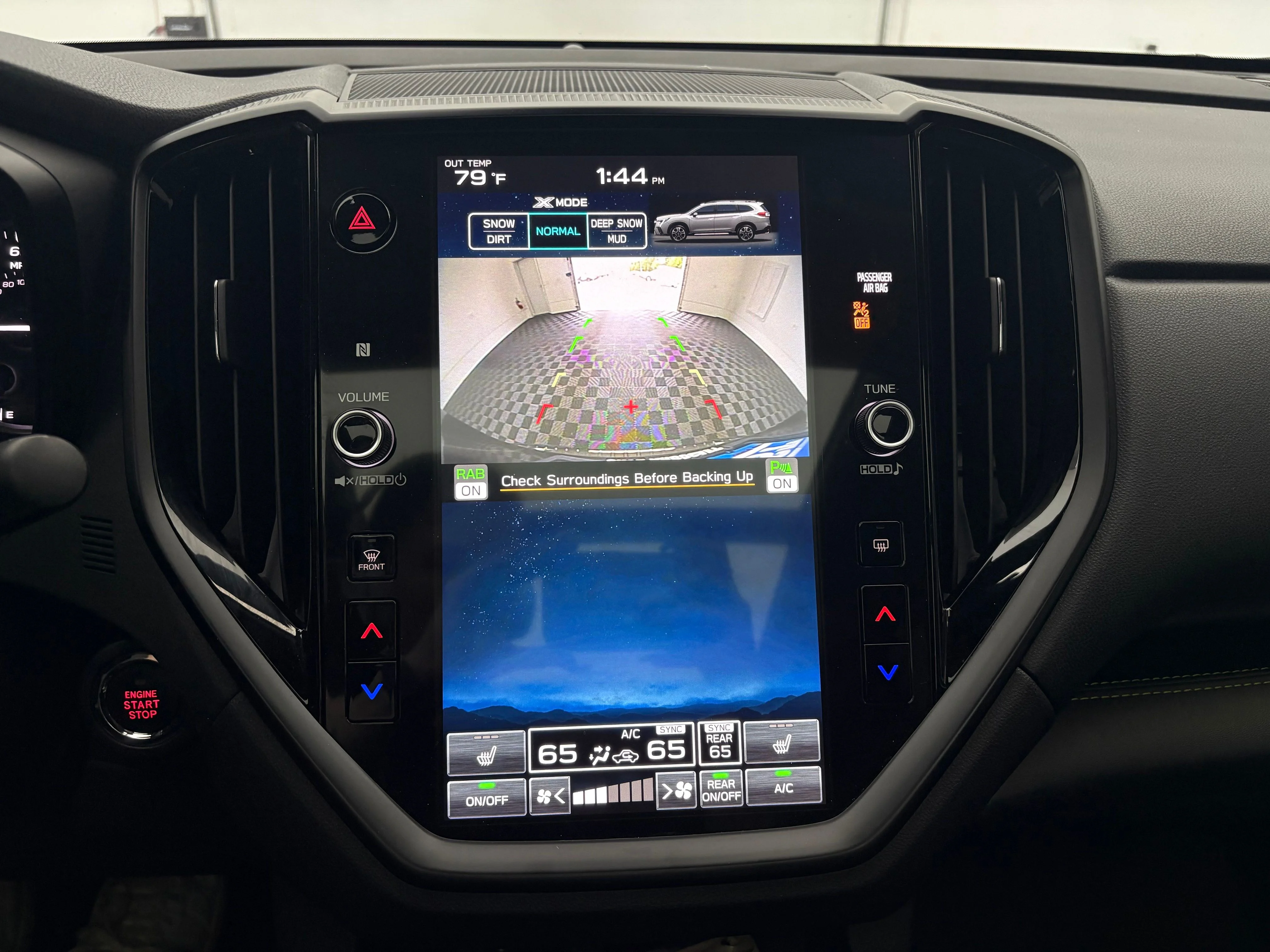 Used 2025 Crystal Black Silica Subaru Onyx Edition image 4