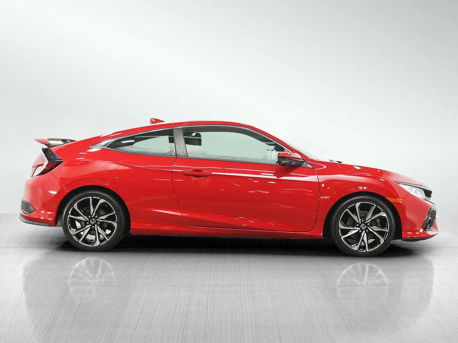 Used 2018  Honda SI image 6