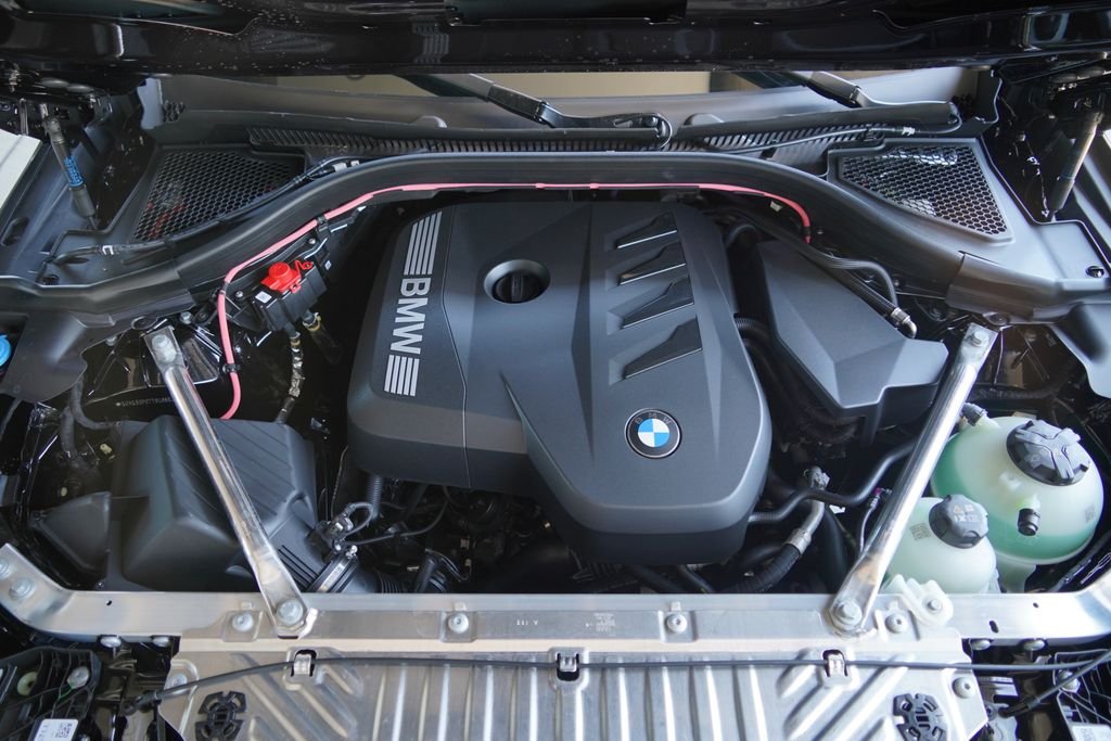 New 2026 Black Sapphire Metallic BMW 30 xDrive image 21
