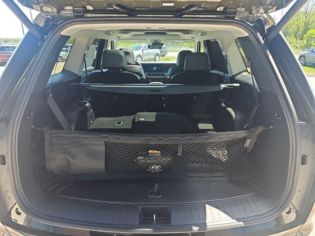 New 2026 Green Hyundai Limited AWD image 41