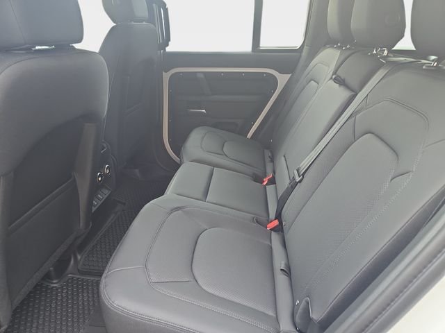 New 2026 Fuji White LAND ROVER S image 11