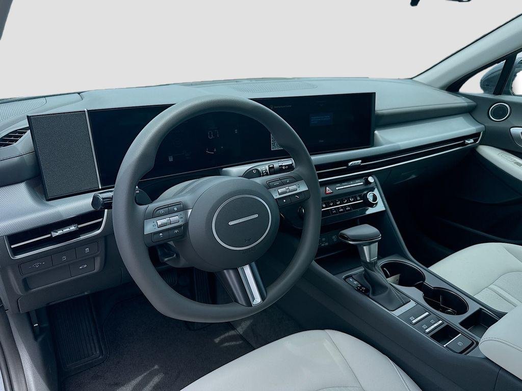 New 2026 Portofino Gray Hyundai SE image 7