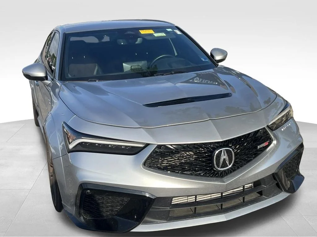 Used 2025  Acura Type S image 9