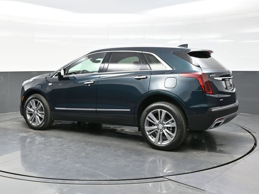 Used 2026 Emerald Lake Metallic Cadillac Premium Luxury image 4