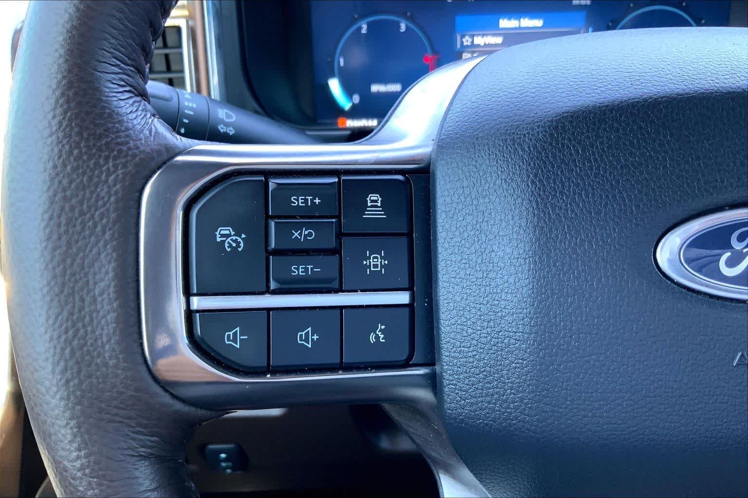 Used 2024 Glacier Gray Metallic Tri-Coat Ford King Ranch image 24