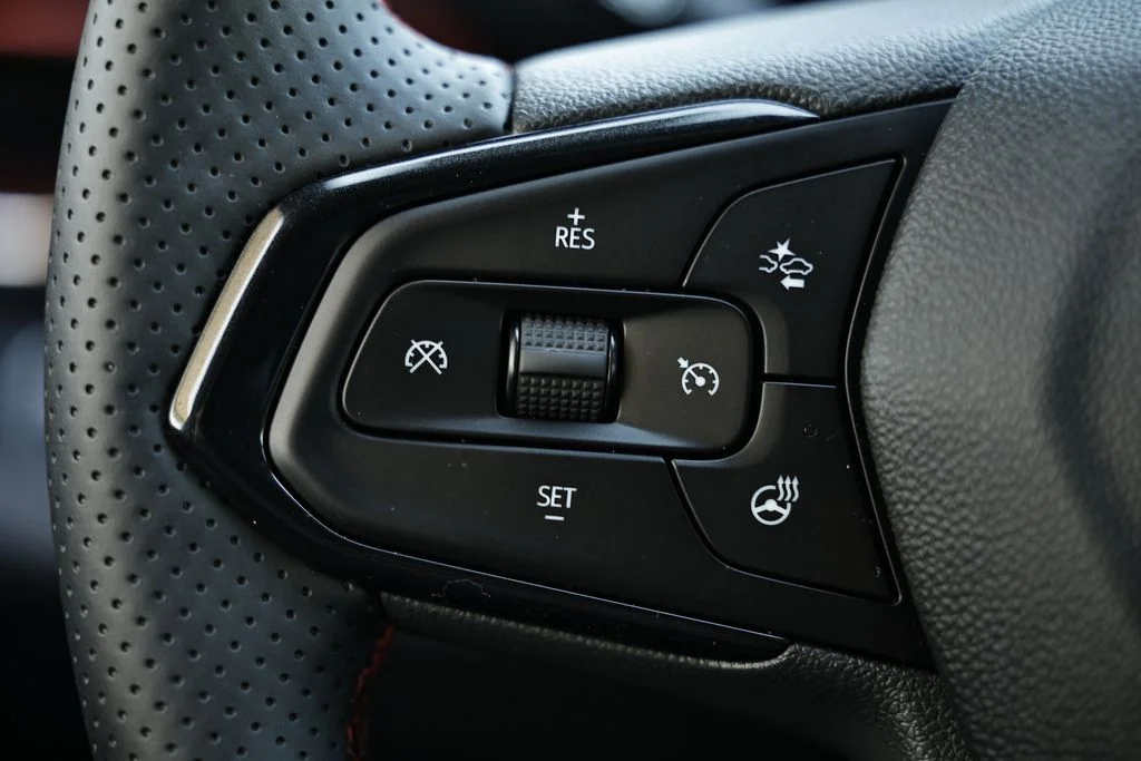 Used 2025 Marina Blue Metallic Chevrolet 2RS image 31