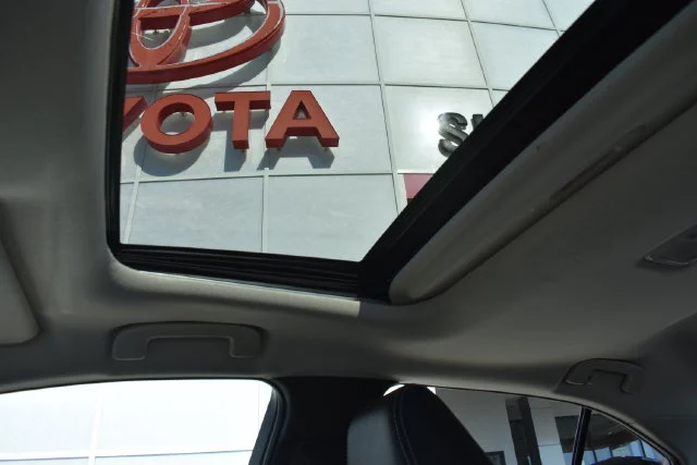 Used 2022 Red Toyota XLE image 31