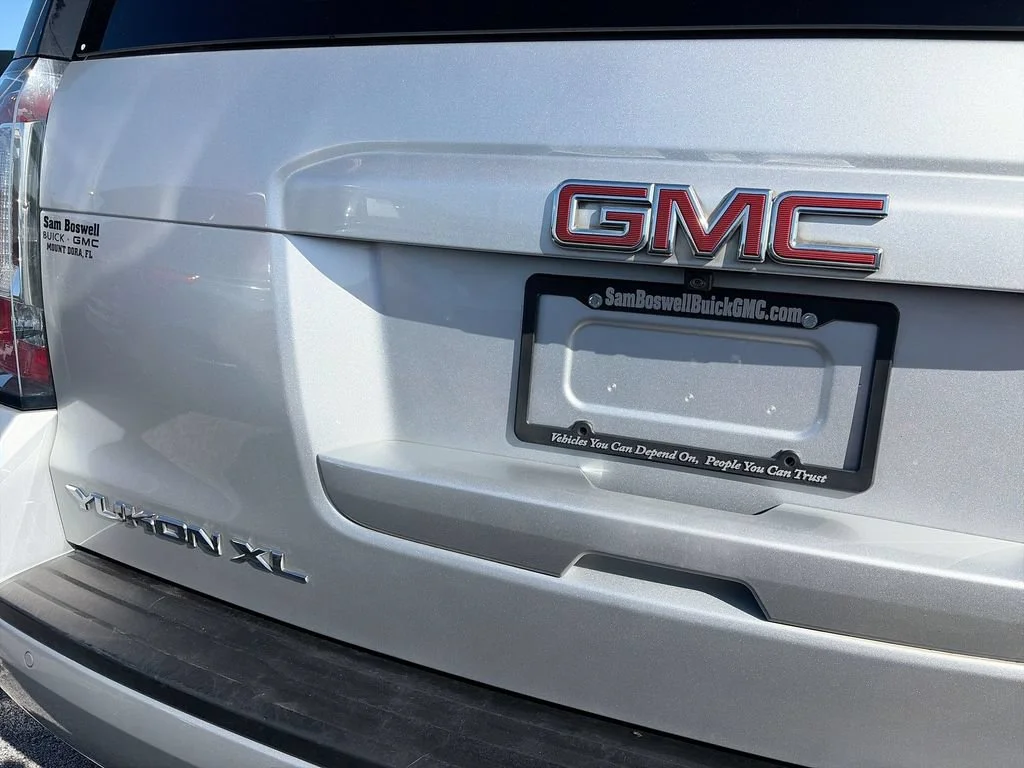 Used 2016 QUICKSILVER METALLIC GMC SLT image 37