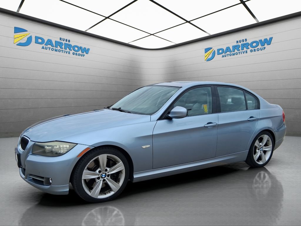 2009 BMW 3 Series 335i Sedan's photo