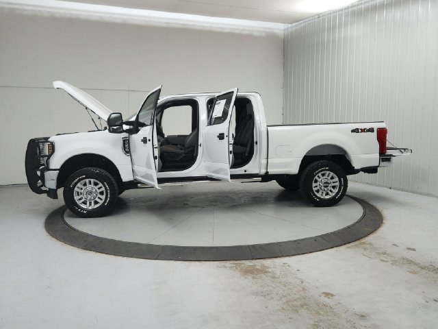 Used 2018 White Ford XLT image 13