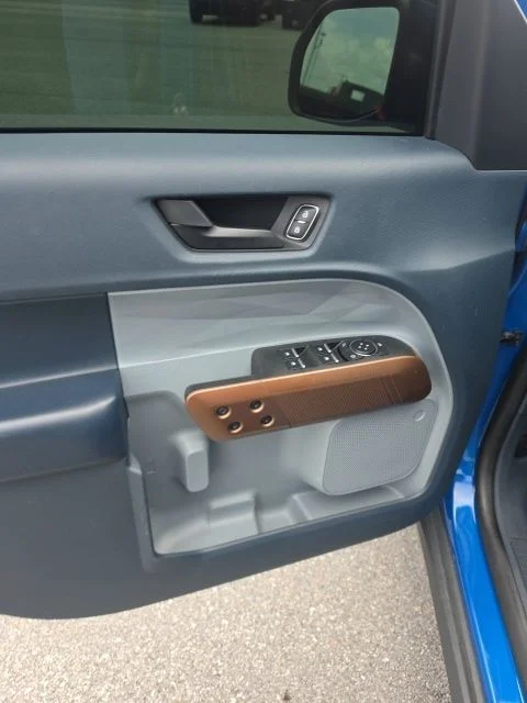 Used 2022 Blue Ford Lariat image 13