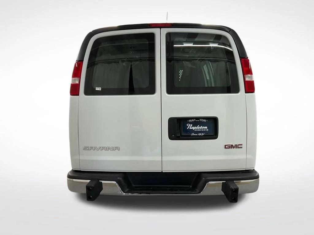 Used 2024 Summit White GMC Work Van image 18