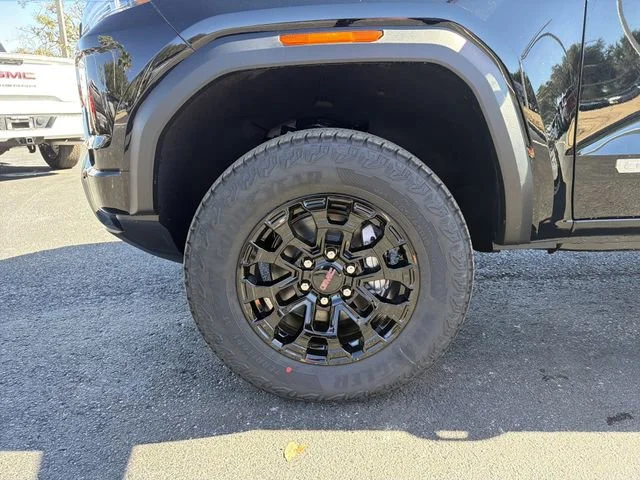 New 2026 Onyx Black GMC Elevation image 34