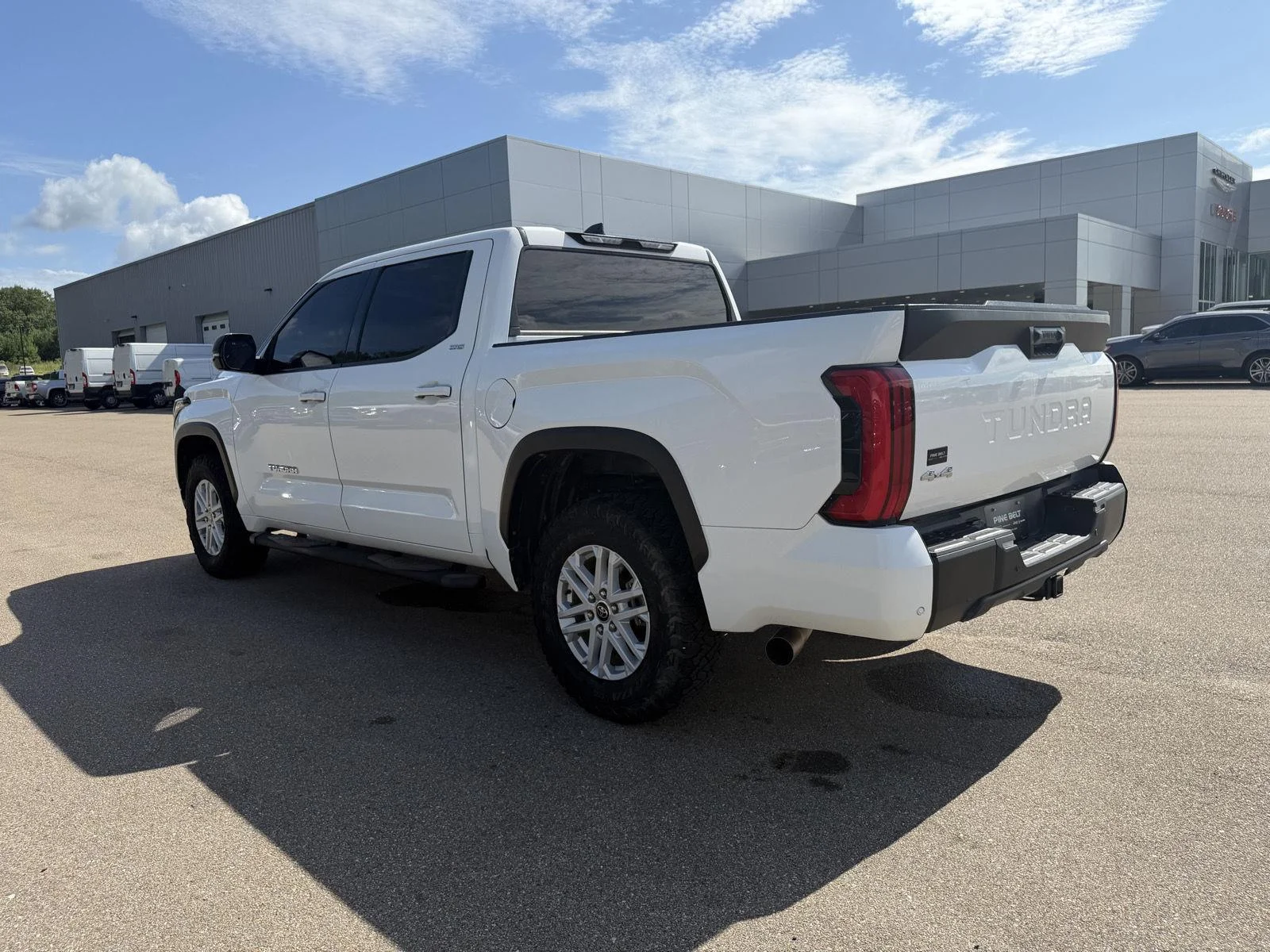 Used 2023 Ice Cap Toyota SR5 image 4