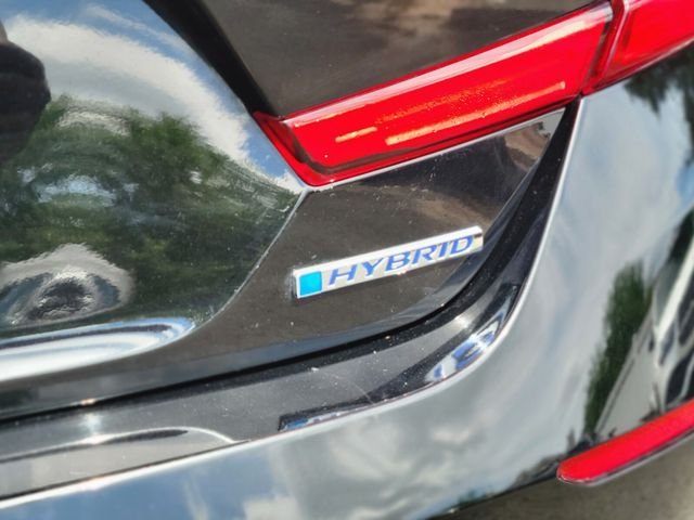 Used 2018 Black Honda EX-L image 12