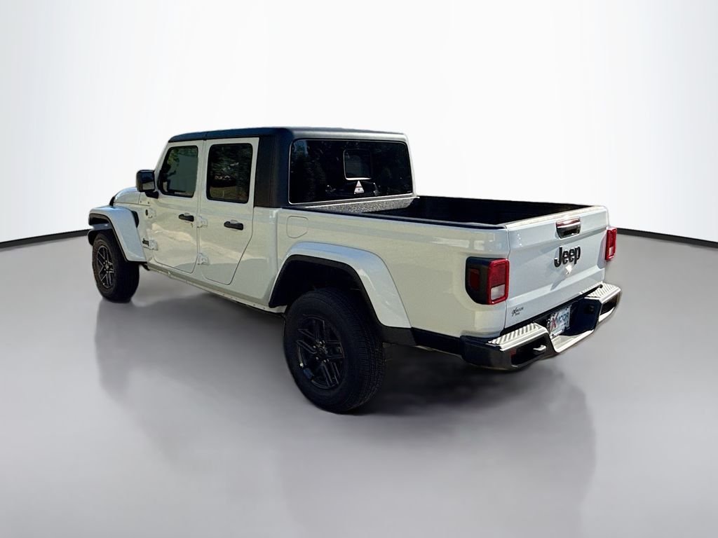 New 2025 Bright White Clear-Coat Exterior Paint Jeep Sport S image 6