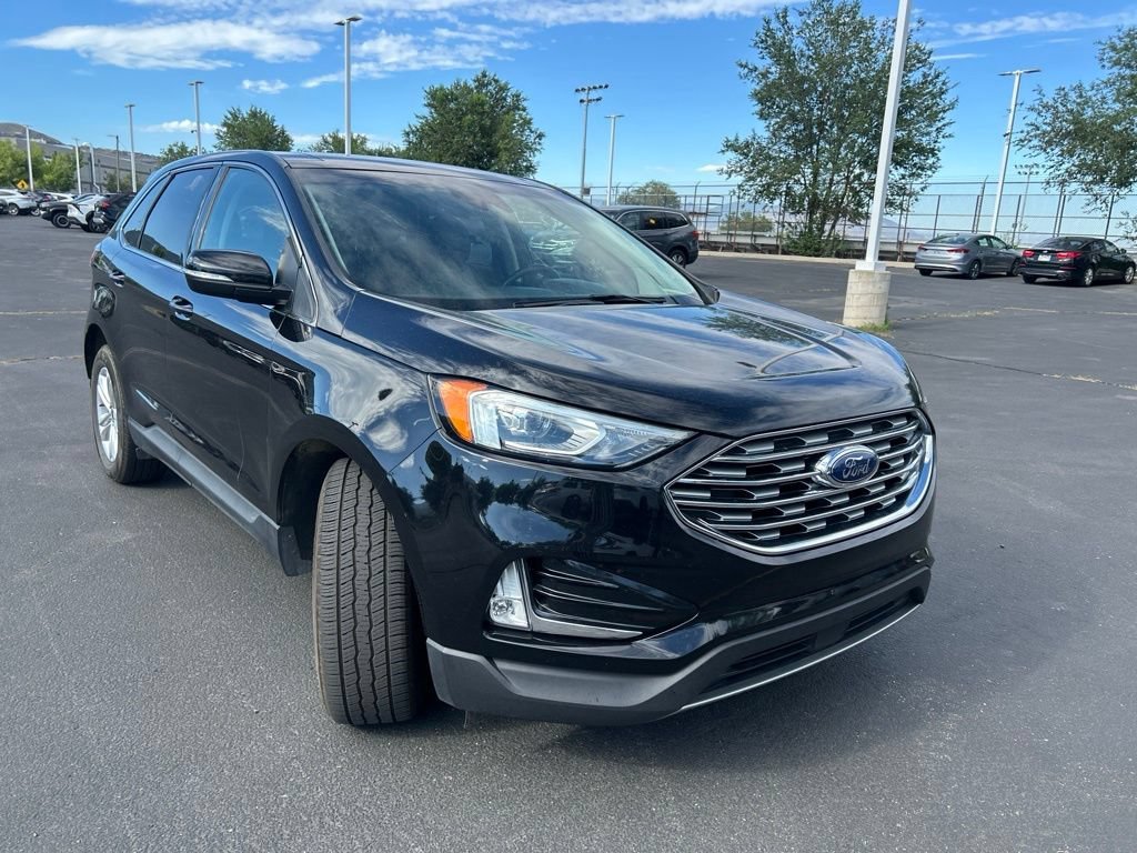 Used 2019 Black Metallic Ford SEL image 1
