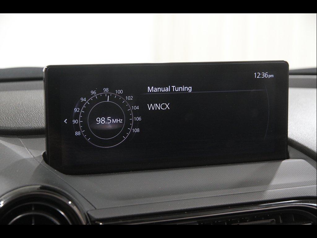 2025 Mazda MX-5 Miata Club - Photo 12