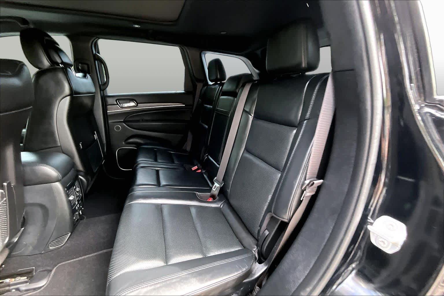 Used 2021 Diamond Black Crystal Pearlcoat Jeep High Altitude image 21