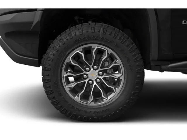 Used 2020 Orange Chevrolet ZR2 image 14