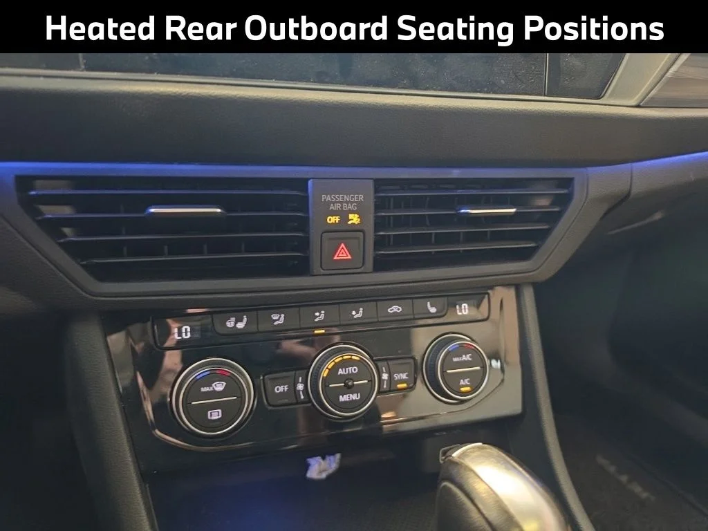 Used 2019 Blue Volkswagen SEL image 14