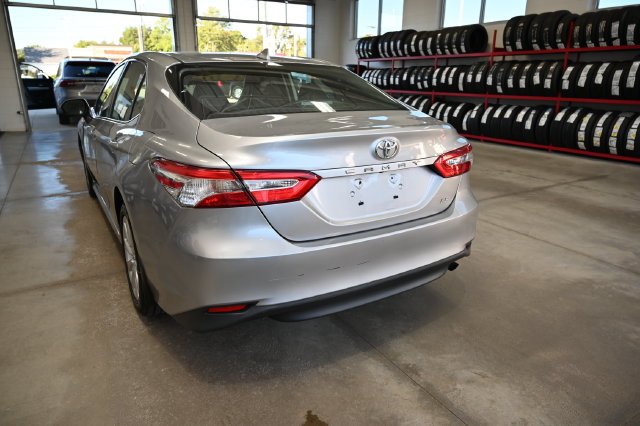 Used 2019 Silver Toyota LE image 7