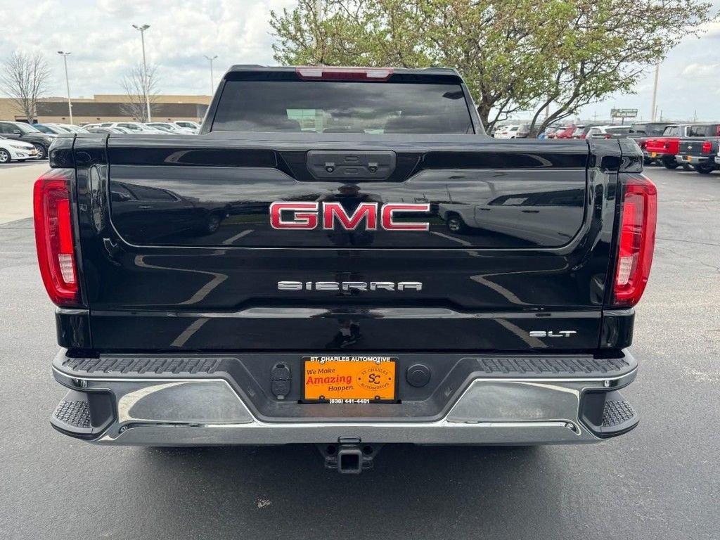 Used 2025 Black GMC SLT image 4