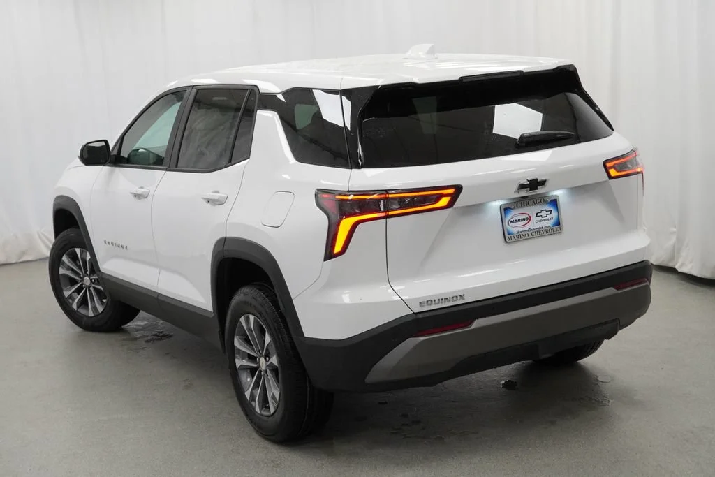New 2026 Summit White Chevrolet LT image 35