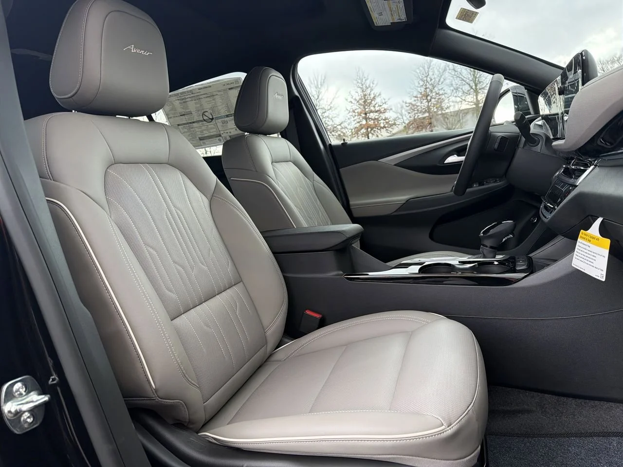 New 2026 Ebony Twilight Metallic Buick Avenir image 23
