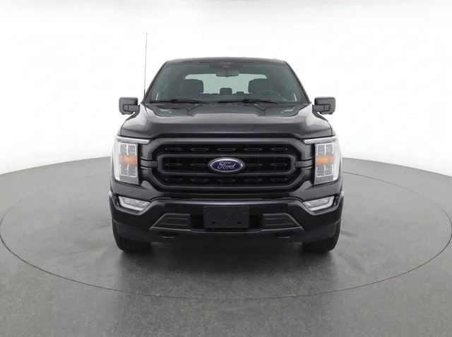 Used 2022  Ford XLT image 9