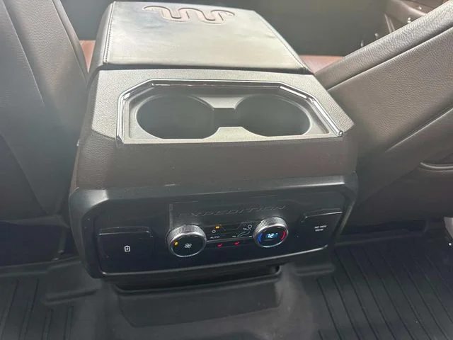 Used 2024 White Ford King Ranch image 20