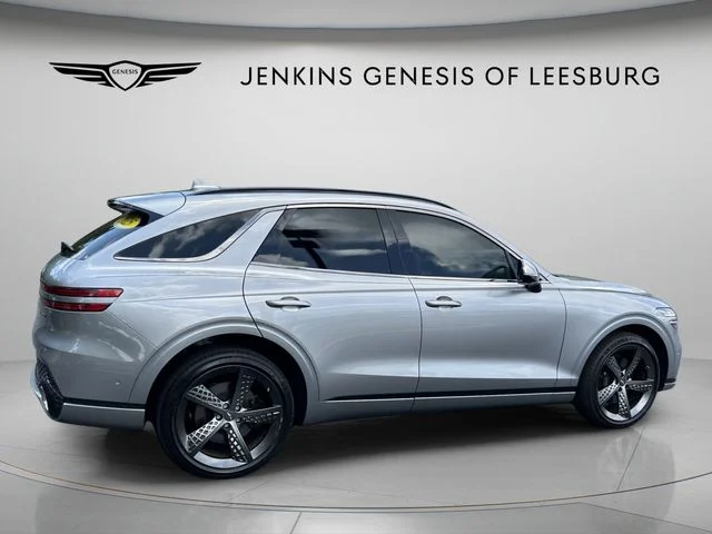 Used 2025 Silver Genesis 3.5T Sport image 4
