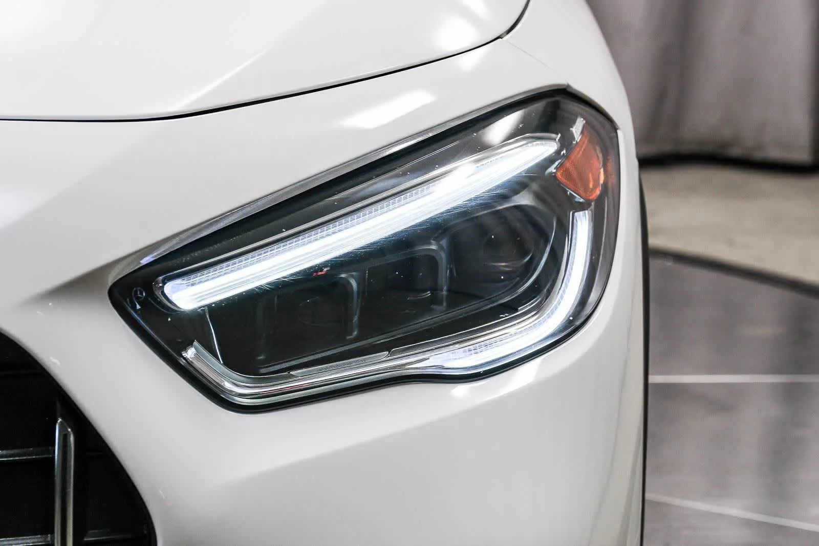 Mercedes-Benz AMG® GLA 35 de 2023 de segunda mano certificado, color Blanco Polar, imagen 12